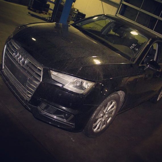 audi negru Piese Auto OEM Audi VW Volkswagen Craiova