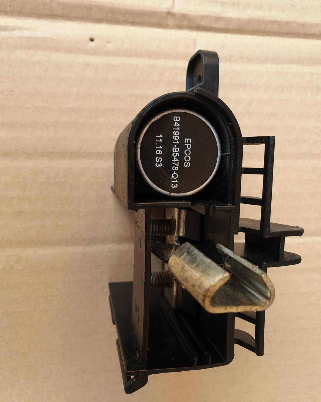 Condensator baterie VW Tiguan