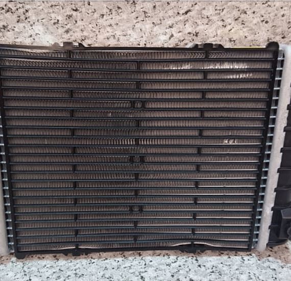 Radiator mic apa Touareg 3 3.0 TFSI