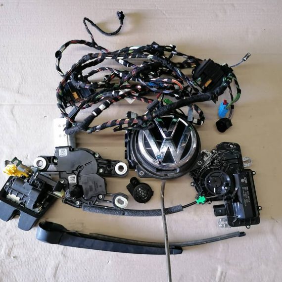 VW Passat B8 Combi 2018 Mecanism hayon. Camera marsalier cu emblema, stergator, motoras stergator, buzzer parcare, broasca si instalatie !!