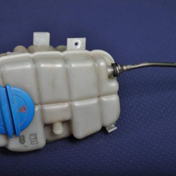 Vas expansiune Touareg 3 3.0 TFSI COD : 4M0121403