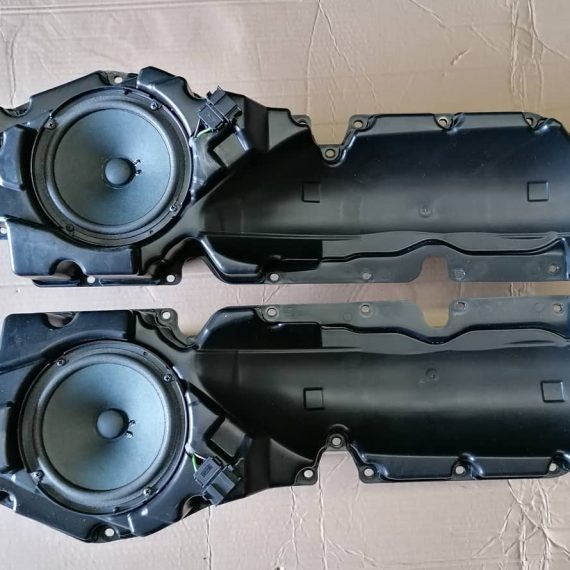 Audi TT 8S Cabrio 2016 Subwoofer usi stanga/dreapta