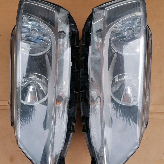 VW Jetta 2011-2016 Faruri halogen