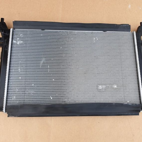 VW Golf Vl 1.4 TSI Radiator apa
